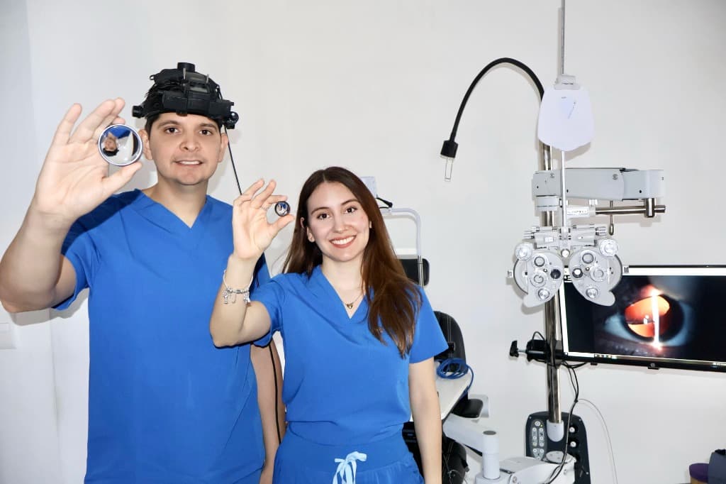 Dr. Manuel Trujillo y Dra. Vanessa Tirado - Médica Alta Vista